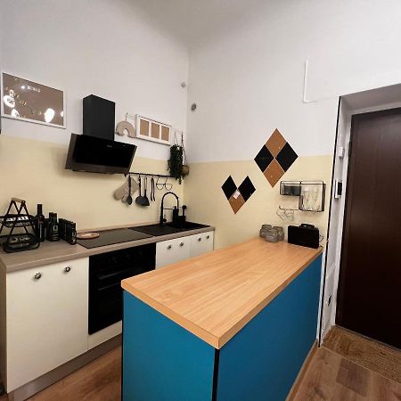 Regina Milano Ai Navigli - Sky Tv, Wifi And Breakfast Box 아파트 외부 사진