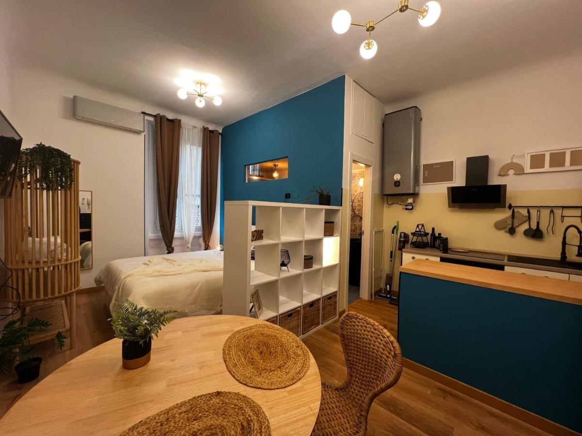 Regina Milano Ai Navigli - Sky Tv, Wifi And Breakfast Box 아파트 외부 사진