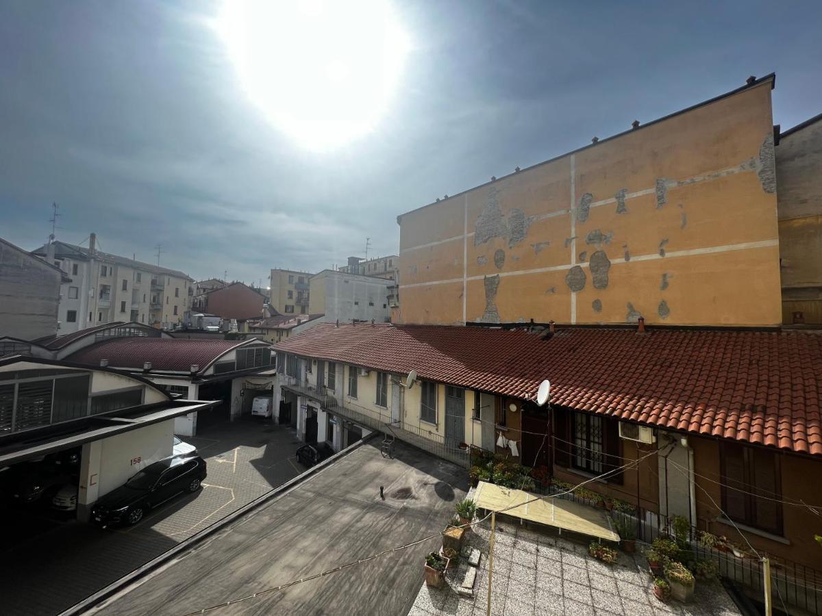 Regina Milano Ai Navigli - Sky Tv, Wifi And Breakfast Box 아파트 외부 사진