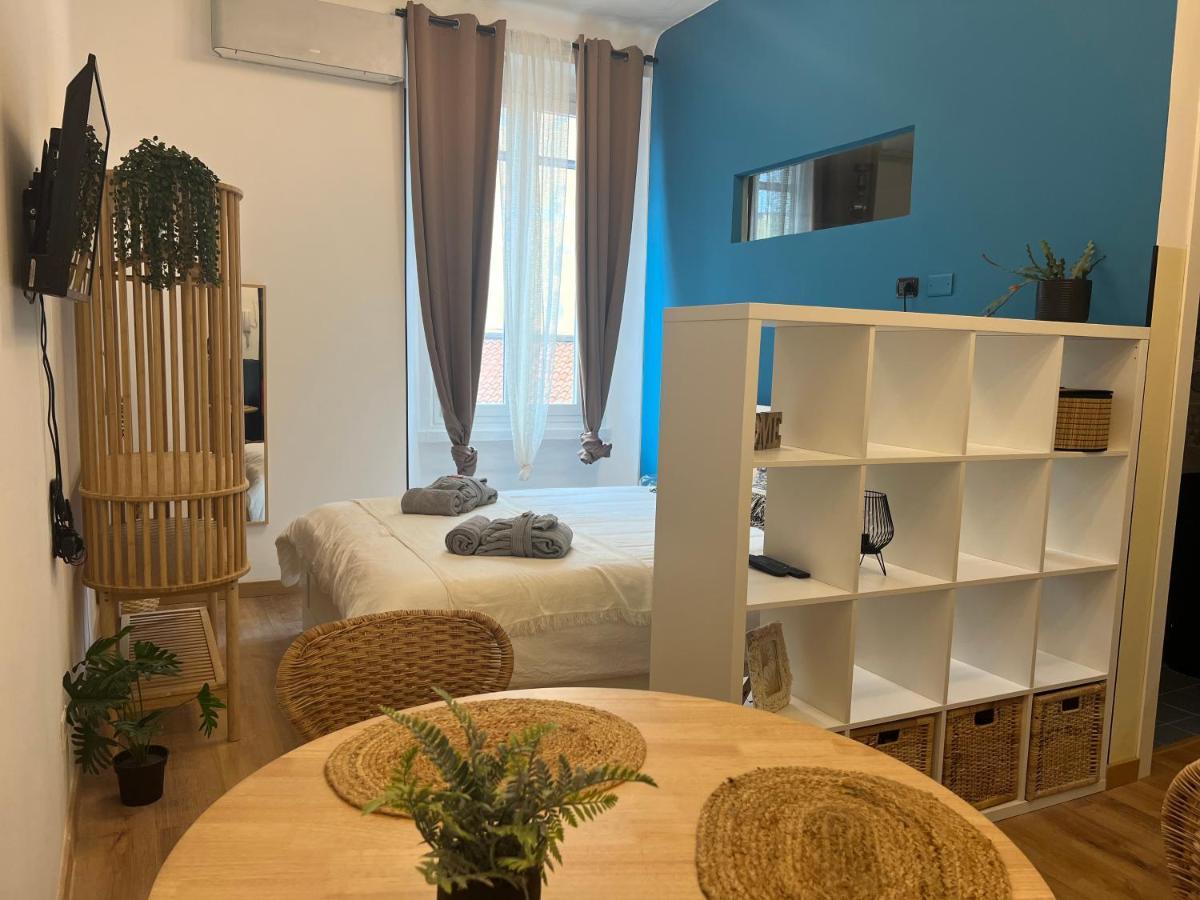 Regina Milano Ai Navigli - Sky Tv, Wifi And Breakfast Box 아파트 외부 사진