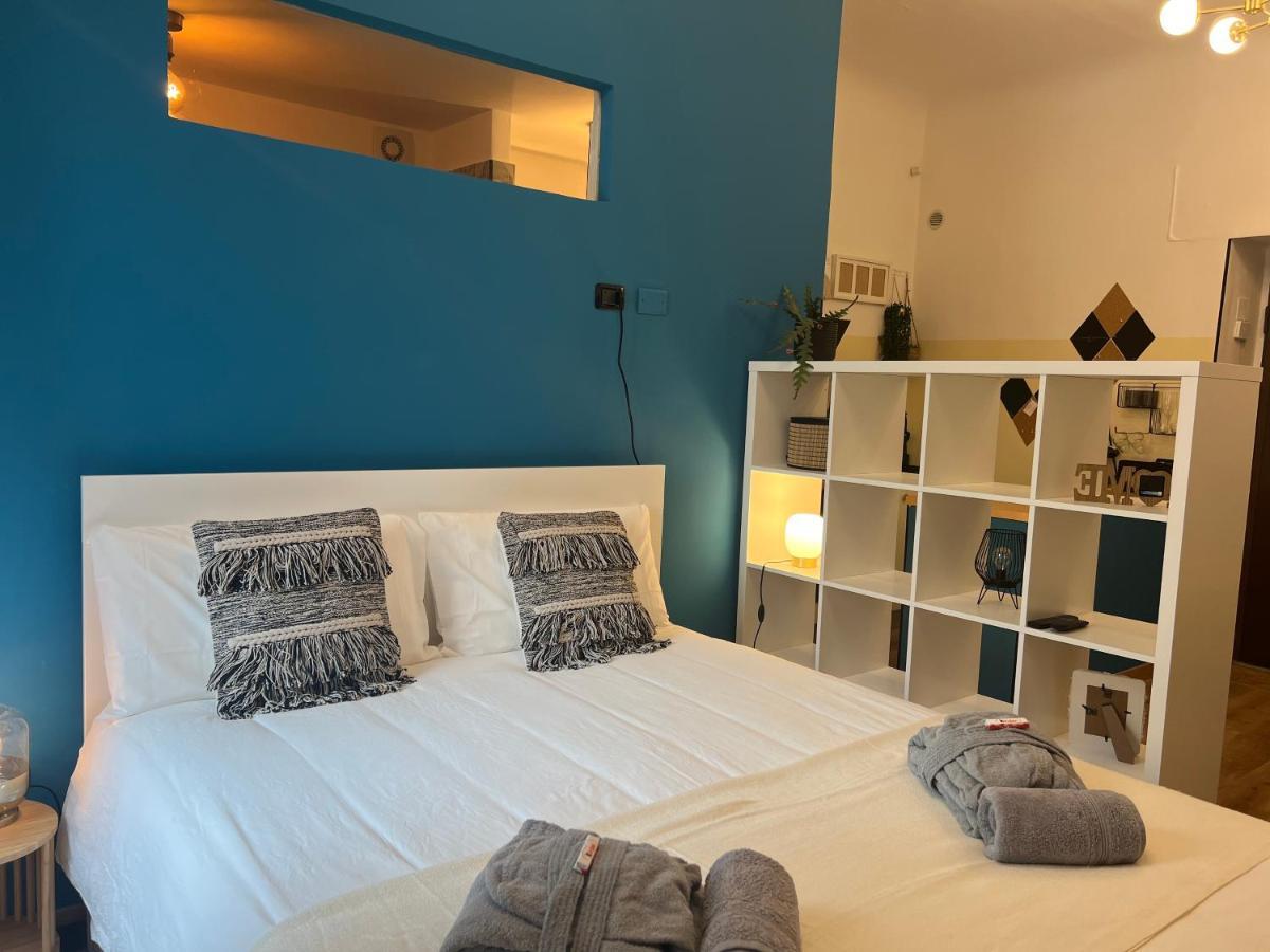 Regina Milano Ai Navigli - Sky Tv, Wifi And Breakfast Box 아파트 외부 사진