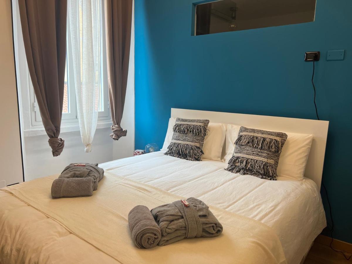 Regina Milano Ai Navigli - Sky Tv, Wifi And Breakfast Box 아파트 외부 사진